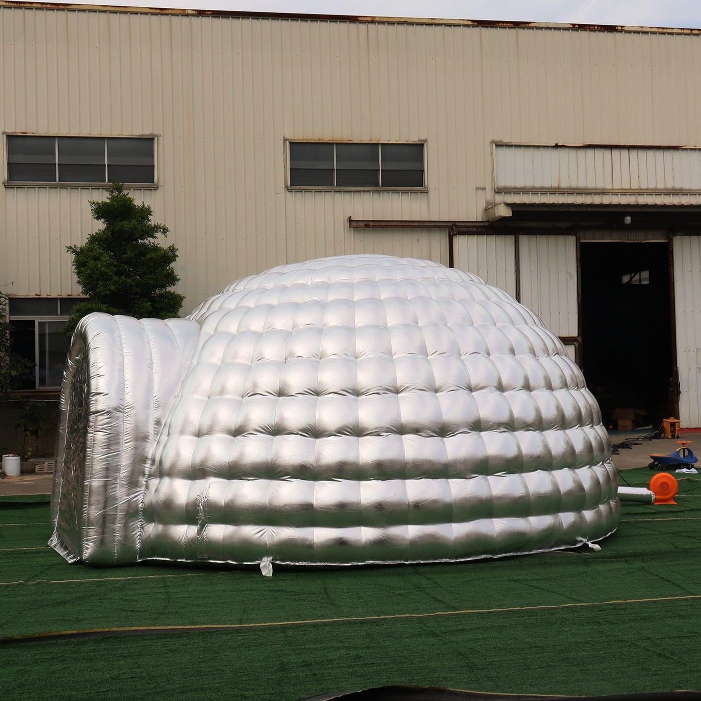 SAYOK Outdoor Portable Inflatable Igloo Dome Tent with Led Light for Party Wedding Event Camping